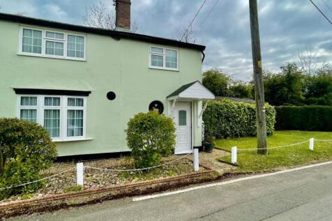 2 bedroom semi-detached house for sale
