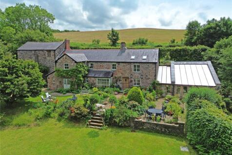 Braunton, Devon, EX33 5 bed detached house for sale