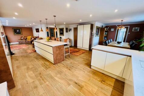 Rectory Road, Tivetshall St. Mary 5 bed bungalow for sale