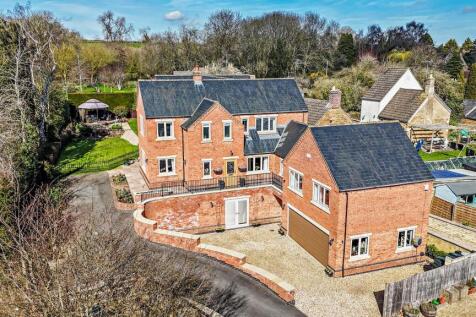 High Street, Braunston, Rutland 4 bed detached house for sale