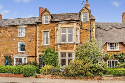 High Street West, Uppingham, Rutland 6 bed character property for sale