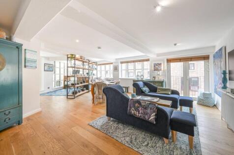 Wapping Wall, Wapping, London, E1W 2 bed flat for sale