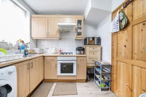 Hallowell Close, Mitcham, CR4 3 bed terraced house for sale