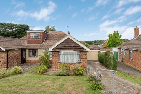 Envis Way, Fairlands, Guildford, Surrey 3 bed bungalow for sale