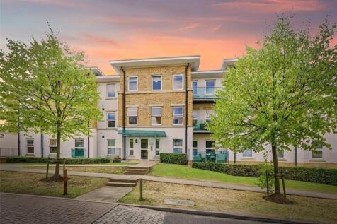 Turner Court, Highbury Drive... 1 bed apartment for sale