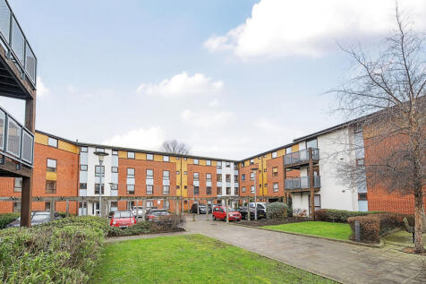 Harry Close, Croydon 2 bed apartment for sale