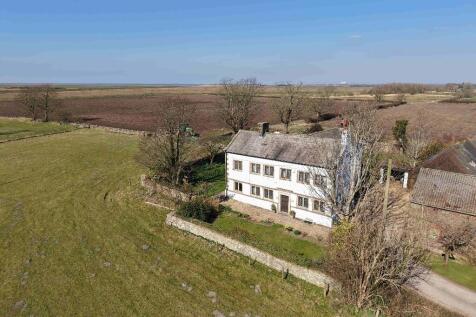 5 bedroom farm house for sale