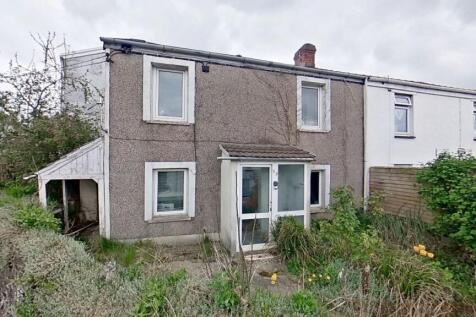 19 Millers Row, Treharris, CF46 5DR 2 bed cottage for sale