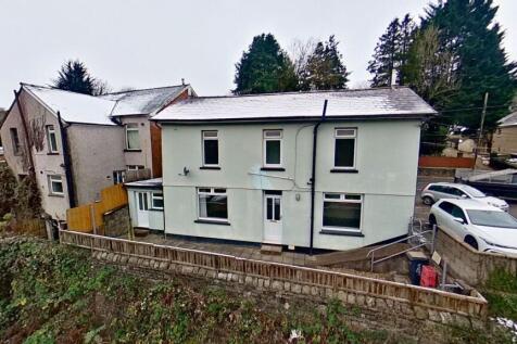 Glanavon House, Snatchwood Road... 2 bed detached house for sale