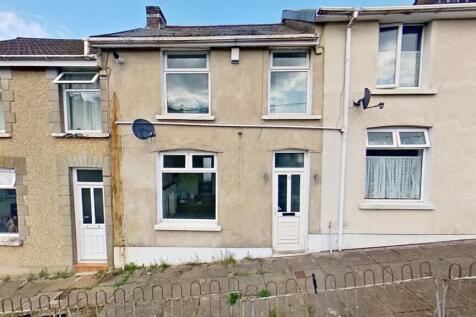 16 Bedw Road, Bedlinog, Treharris... 2 bed terraced house for sale