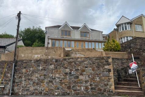 Rosewood, Park Road, Victoria, Ebbw... 4 bed detached house for sale