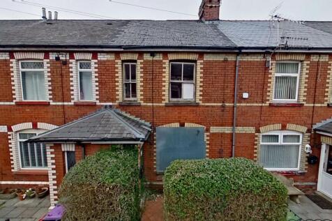 6 Queen Street, Pontypool, Gwent, NP4... 2 bed terraced house for sale