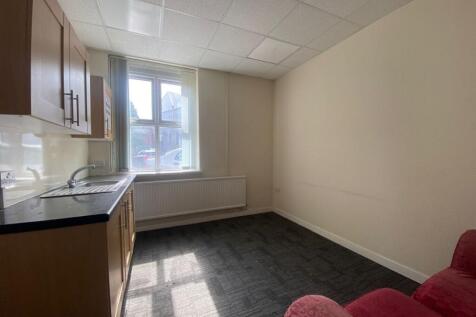Ground floor studio flat for sale
