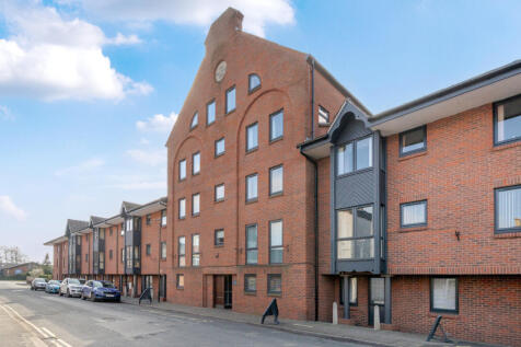The Maltings, Station Street, Tewkesbury 1 bed apartment for sale