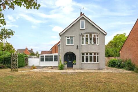 Ashchurch Road, Tewkesbury... 3 bed detached house for sale