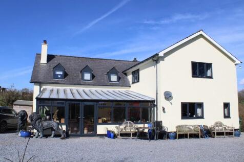 5 bedroom farm house for sale