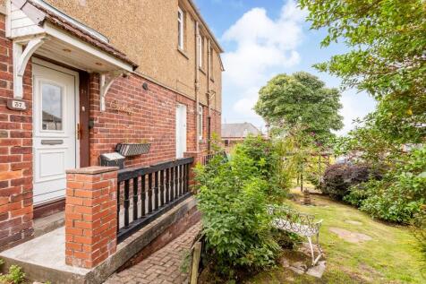 Ramsay Crescent, Bathgate EH48 2 bed flat for sale