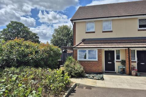 Siccut Road, Little Wymondley 2 bed semi