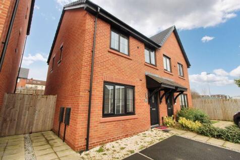 Greenside Avenue, Prestwich M25 3 bed semi