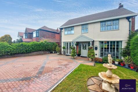 5 bedroom detached house for sale