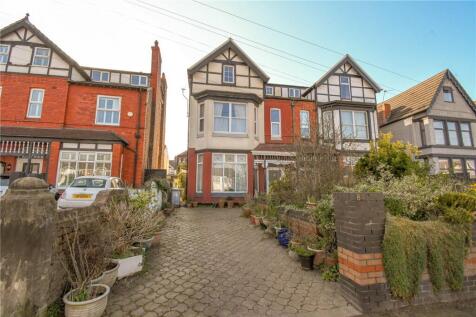 6 bedroom semi-detached house for sale