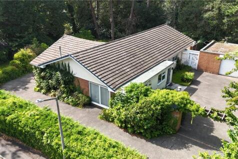 4 bedroom bungalow for sale