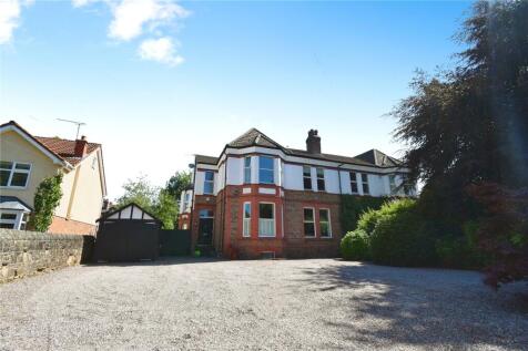 6 bedroom semi-detached house for sale