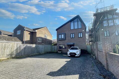 Telscombe Road, Peacehaven, BN10 7UB 6 bed detached house for sale