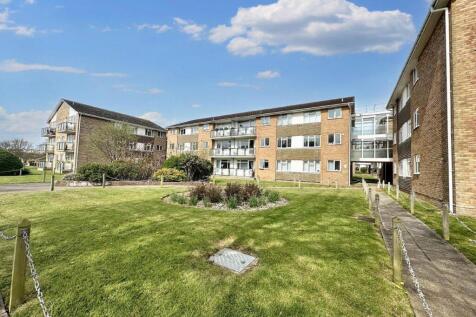 Westbrook, Lustrells Vale, Saltdean... 2 bed flat for sale