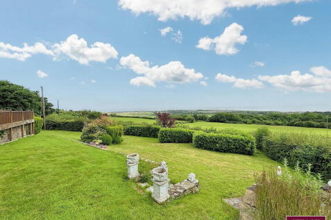 Gelli Bant, Picton Road, Penyffordd... 3 bed detached bungalow for sale