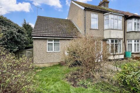 Corner of Acacia Drive & Spital Road... 3 bed semi