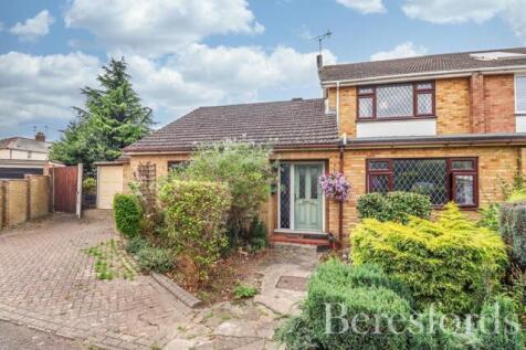 Towncroft, Chelmsford, CM1 3 bed end of terrace house for sale