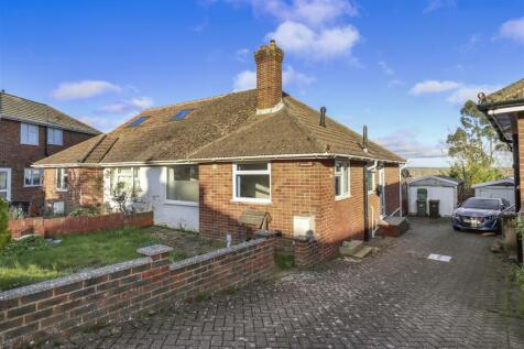 Battle Crescent, Hailsham 2 bed house for sale