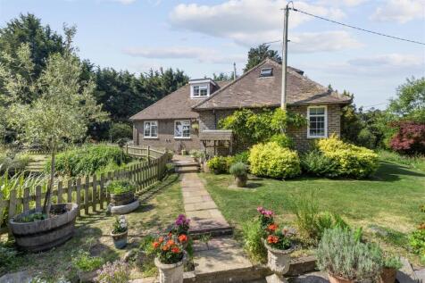 Prinkle Lane, Bodle Street Green 3 bed detached bungalow for sale