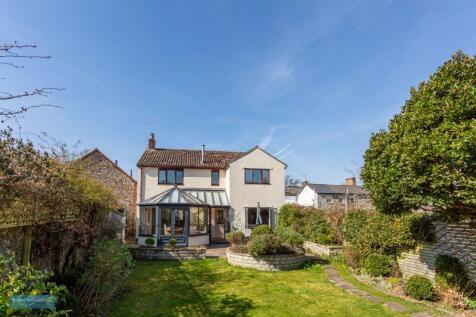 Super home with ancillary... 4 bed detached house for sale