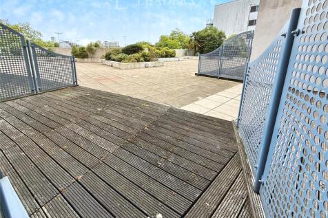 Gunwharf Quays, Portsmouth, Hampshire 1 bed apartment for sale