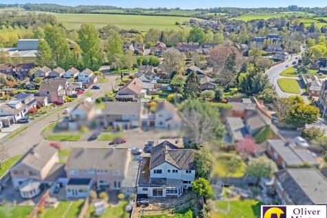 Vicarage Close, Standon, Herts 4 bed detached house for sale