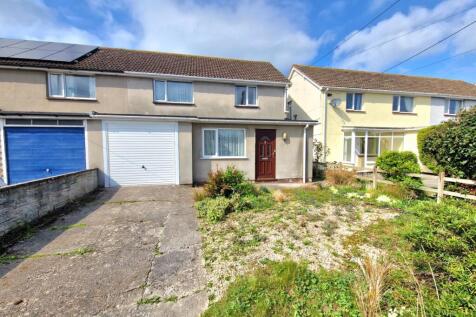 Nut Tree Close, East Huntspill... 3 bed semi