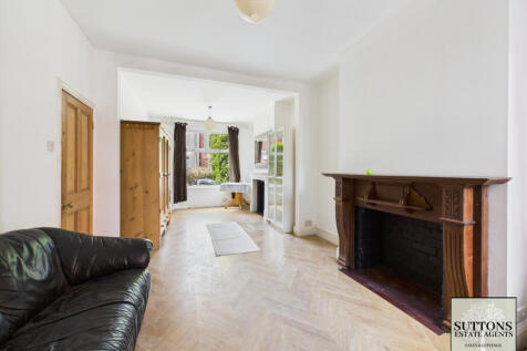 Sir Thomas Whites Road, Chapelfields... 2 bed end of terrace house for sale