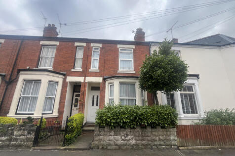 Coniston Road, Coventry, CV5 3 bed terraced house for sale