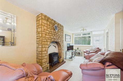 Shetland Close, CV5 Eastern Green 3 bed terraced house for sale