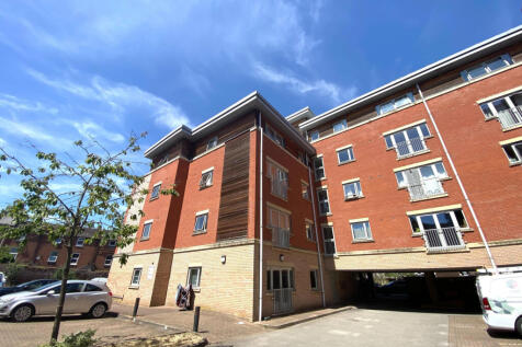 Fremington Court, 2 Upper York Street... 1 bed flat for sale