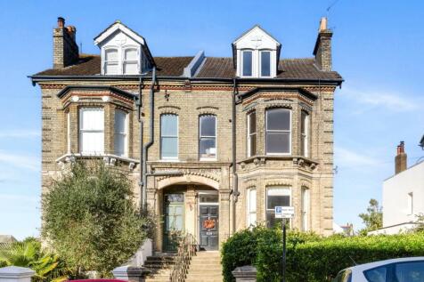 Springfield Road, Brighton 1 bed flat for sale