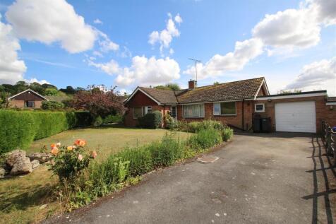 Beeches Close, Pitton 3 bed detached bungalow for sale