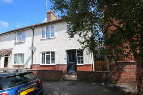 St. Andrews Road, Salisbury 3 bed semi