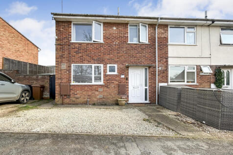 Wren Close, Melton Mowbray LE13 3 bed terraced house for sale