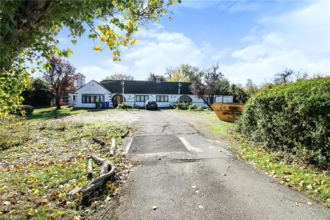 Brentwood Road, Bulphan, Upminster... 11 bed bungalow for sale