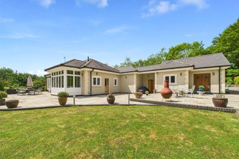 Lower Road, Mountnessing, Brentwood... 3 bed detached house for sale
