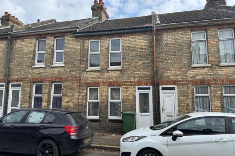 8 Burrow Road, Folkestone, Kent 2 bed terraced house for sale