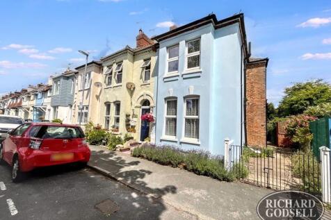 3 bedroom cottage for sale